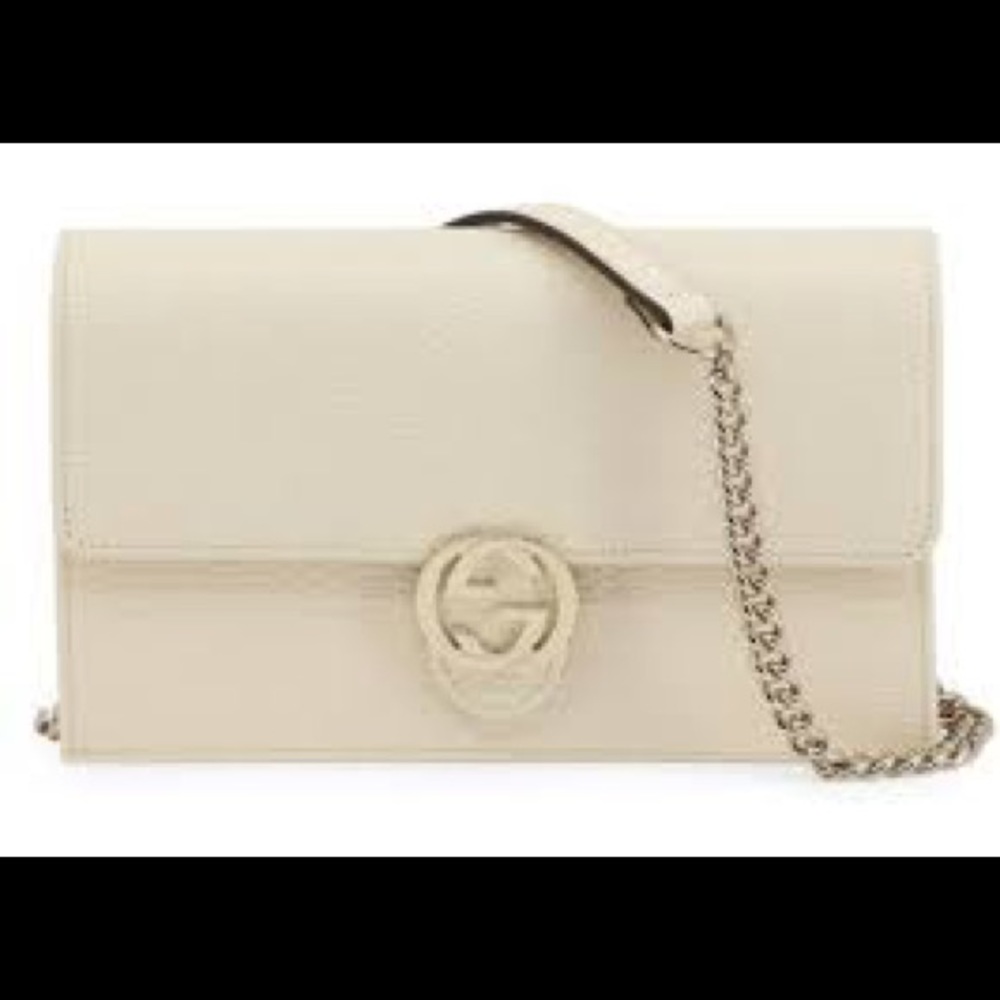 NWOT Gucci Interlocking GG Chain Crossbody Bag